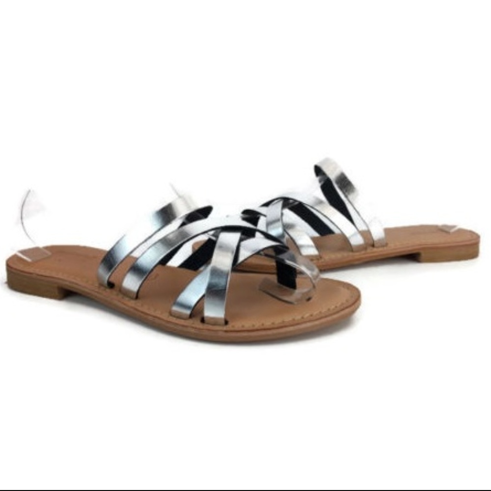 White Mountain Women's Silver Strappy Sandals